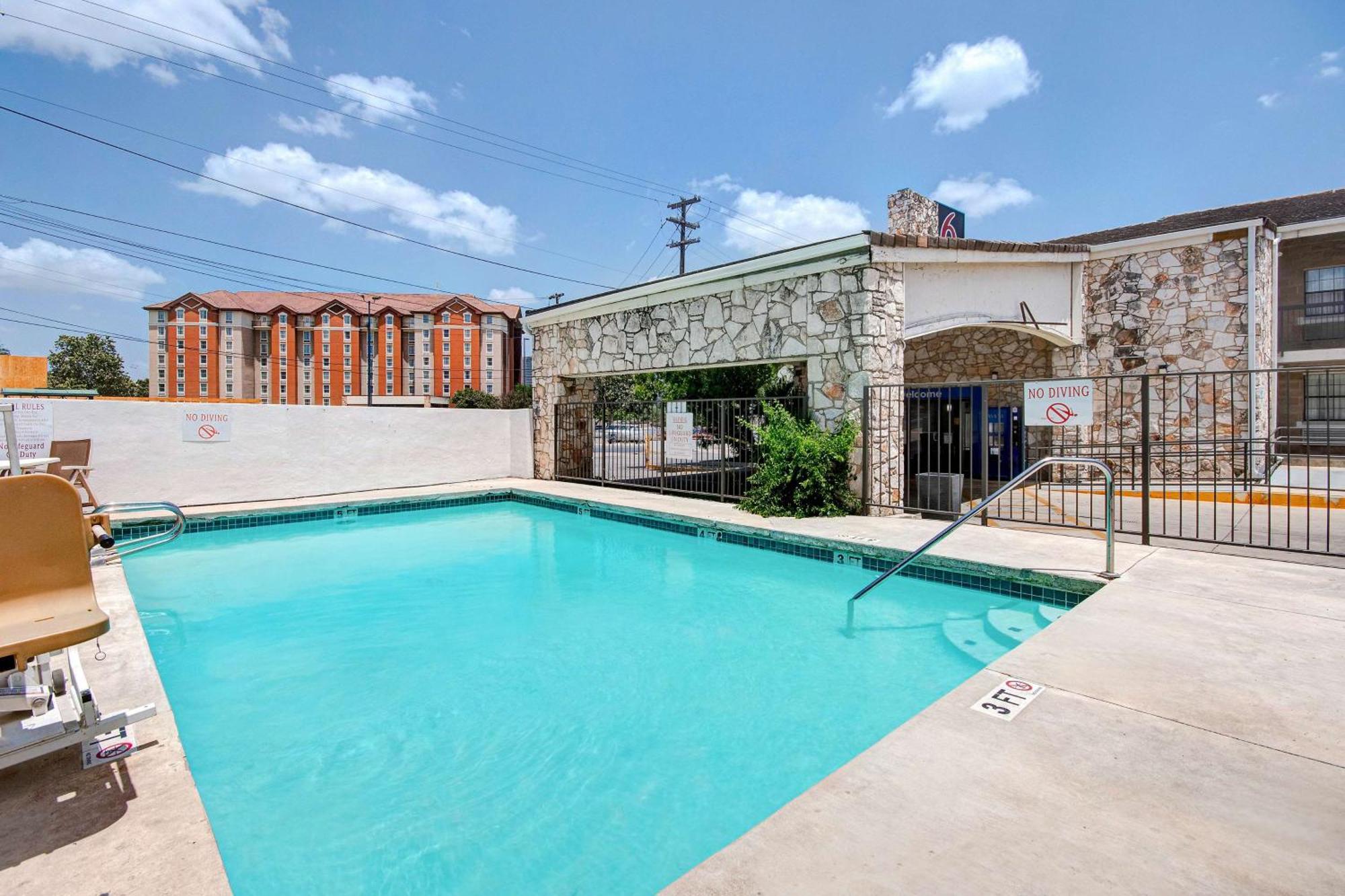 Motel 6-San Antonio, Tx - Northwest Medical Center Экстерьер фото